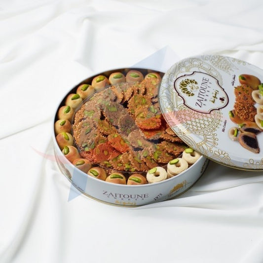 Assortiment de pâtisseries orientales – Ghribia, Barazek & Maamoul aux dattes250g