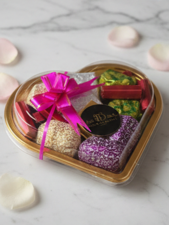 Coffret de Chocolats Assortis de Luxe – 500 g | Pistache, Amande, Noisette, Nescafé & Chocolat Noir